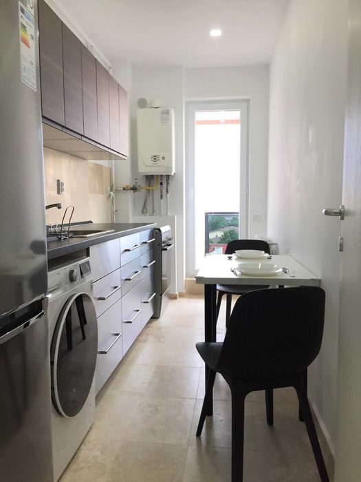 Proprietar, ofer spre închiriere apartament 1 cameră, standard lux