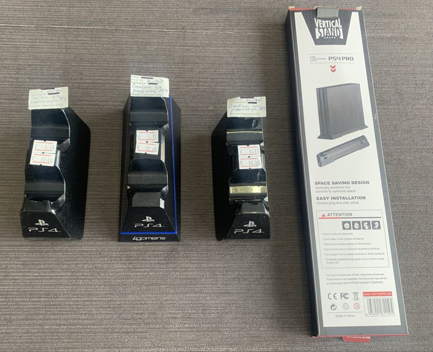 Стойка за джойстици за Плейстейшън 4, стойка за Плейстейшън 4 PRO