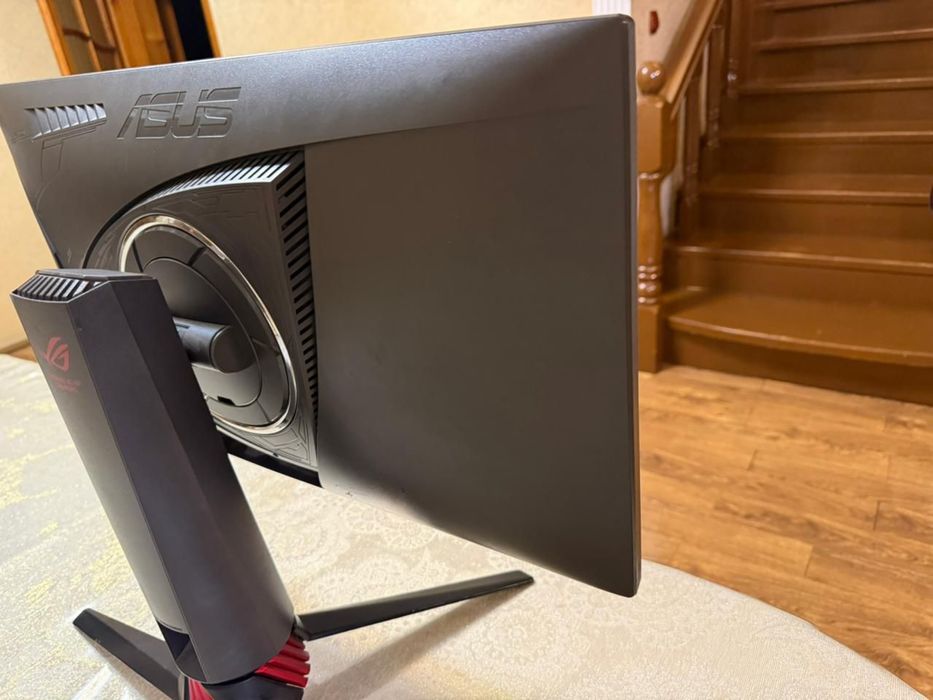 Монитор ASUS ROG