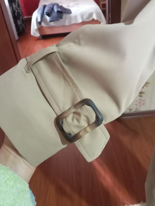 Женскии плащ-тренч