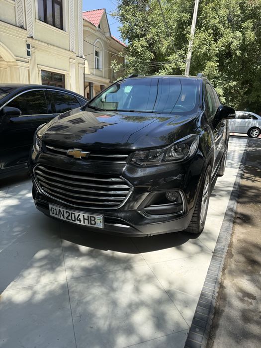 Tracker 1 pozitsiya. 52000 probeg. Mehanika