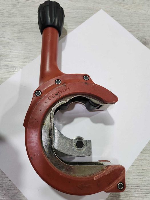 Toptul SEAC2867 Ratchet Pipe Cutter 28-67mm - ТРЪБОРЕЗ
