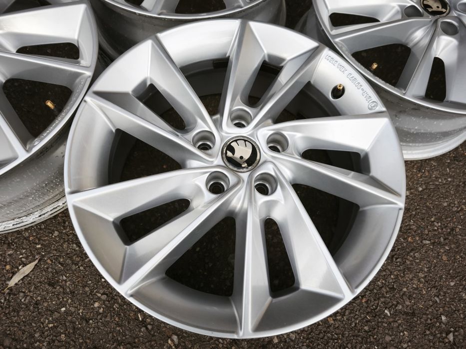 17" оригинални алуминиеви джанти за Skoda Octavia/Vw...
