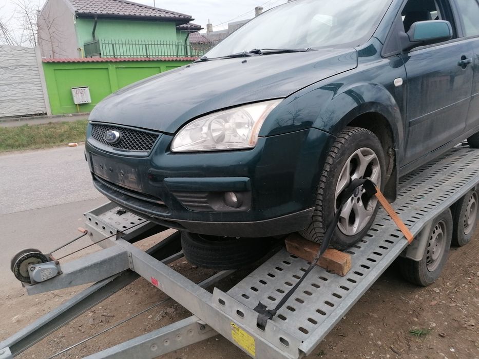 Bara far capota aripa usa Ford Focus