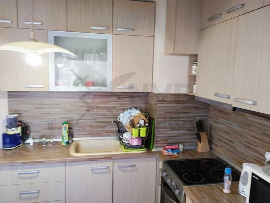 Дава се под наем тристаен апартамент в Левски! 217722632