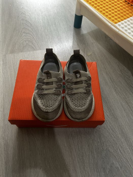 Обувь отдам даром