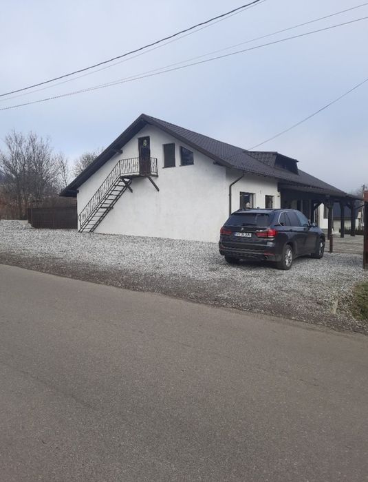 Spaţiu Comercial de vânzare în Vadu Moldovei E85 jud Suceava