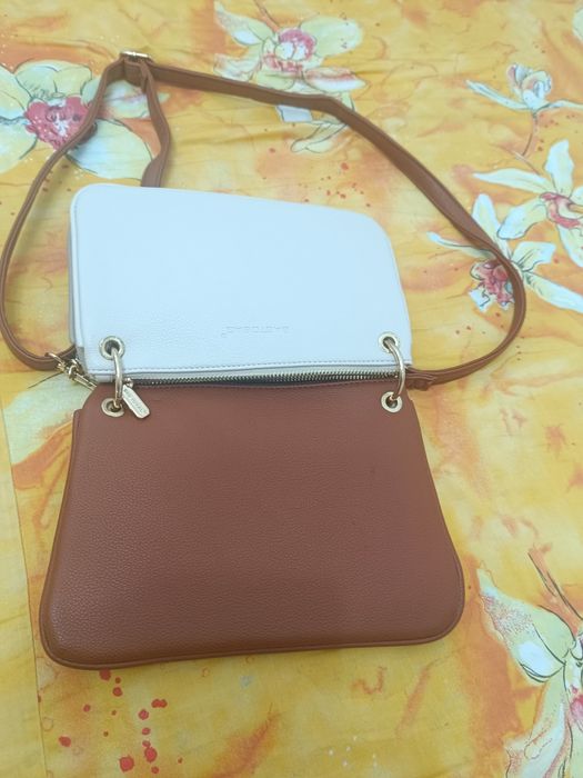 Дамска малка чанта продавам