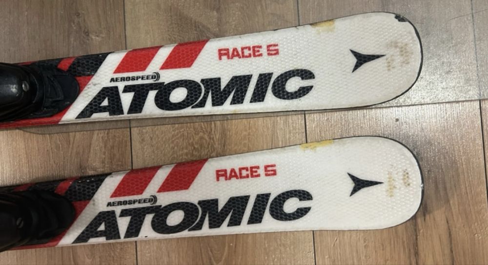 Schiuri Atomic Race 5