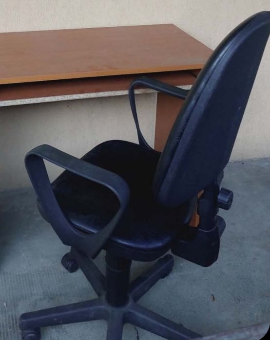 Scaun ergonomic cu manere