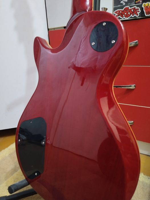 Электрогитара Washburn