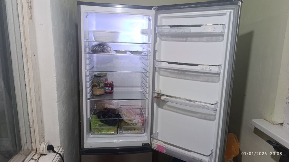 Xaladelnik xolati ideal.