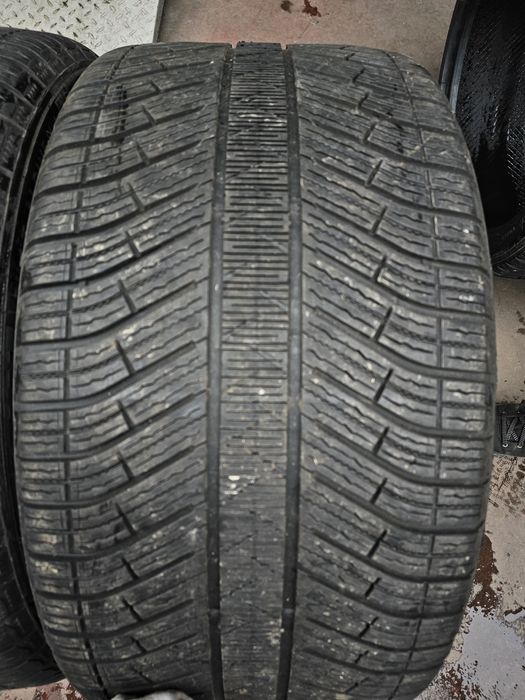 Anvelope iarna 305 35 21