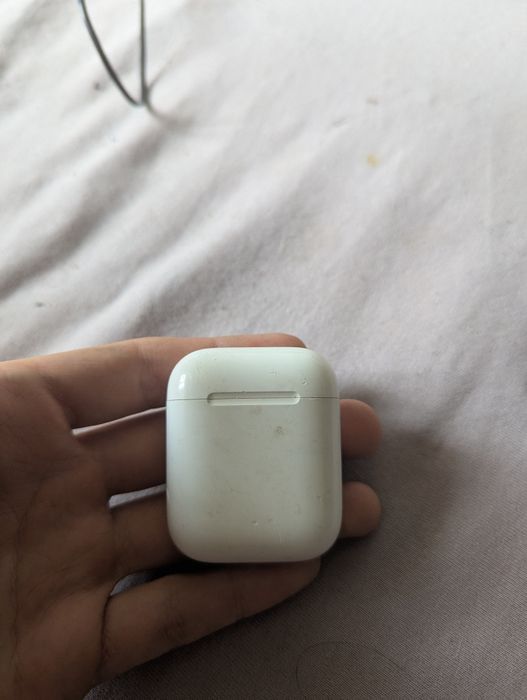 Airpods gen 1 в рабочем состоянии