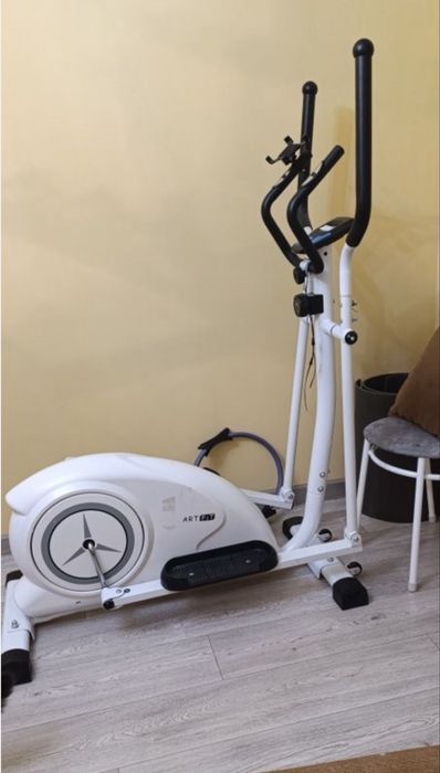 Эллиптический тренажер