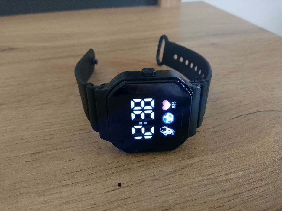 Электронные часы