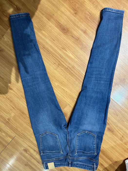 Blugi dama Stradivarius