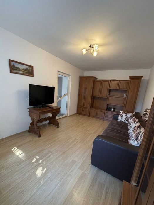 Apartament de închiriat