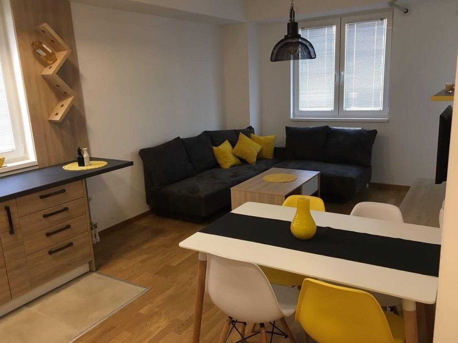 Дава се под наем Двустаен апартамент в Бургас, Лазур - 67 кв.м за 178.5 € - Снимка #3