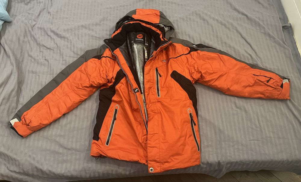 Комплект лыжной одежды – тёплый, удобный, готов к сезону