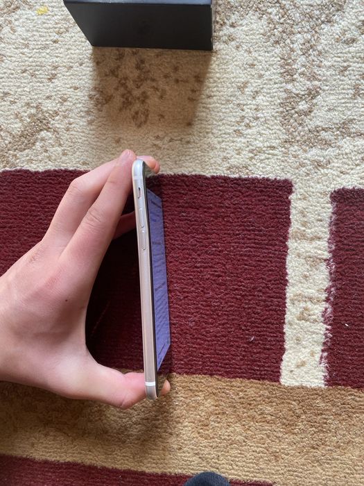 Iphone se 2020 в хорошем состояний