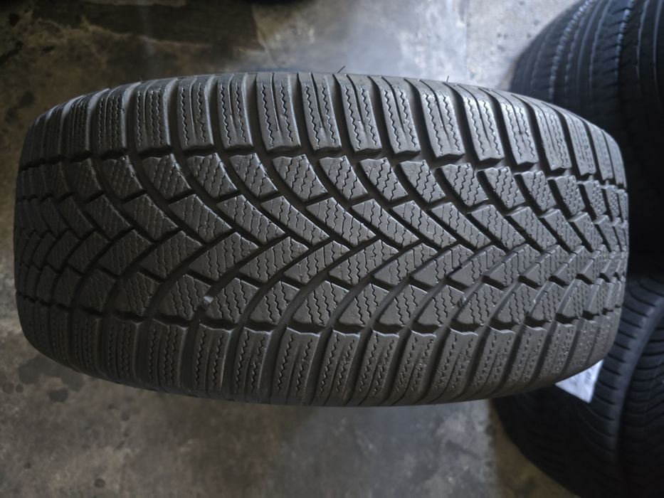 Bridgestone 215/55 R17 98V MS iarnă