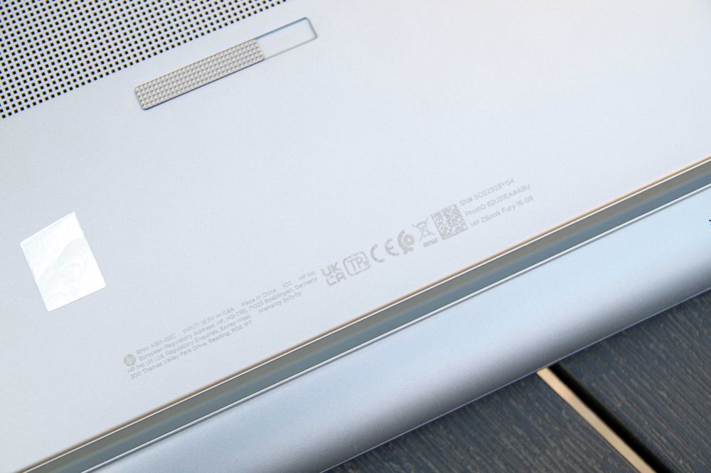 HP ZBook Fury 16 G9 / i7 12800HX / 32GB / 512GB / RTX A1000