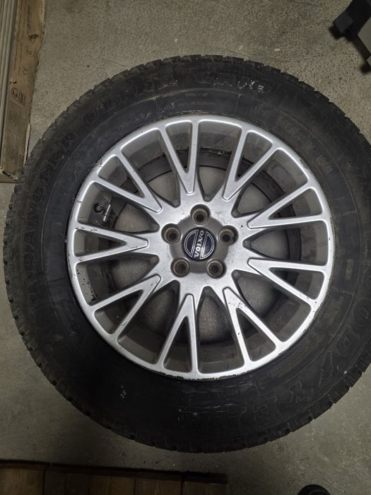 Джанта с гума Volvo R17