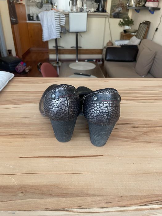 Дамски обувки, естествена кожа