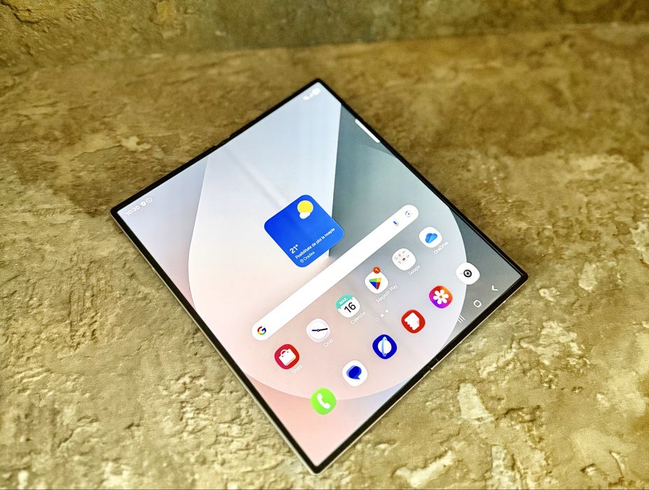 **ATS GSM**ID07825 Samsung Galaxy Fold 6 1Tb / Garantie