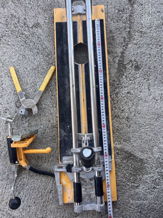 Продам ручной плиткорез (кафелерезка)