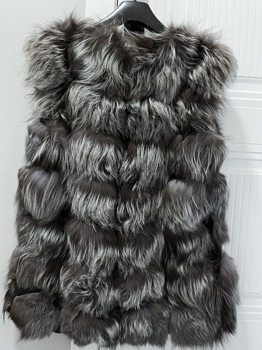 Меховая жилетка 5000