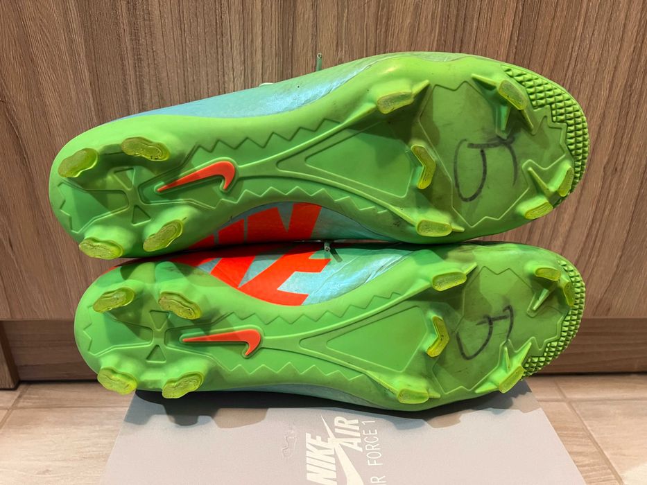 nke mercurial VICTORY IV бутонки ,калеври, футболни обувки номер 40,5