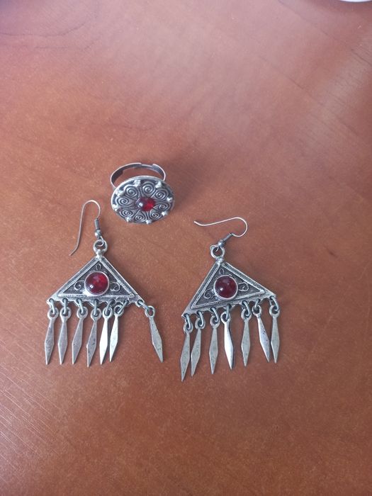 Срочно продам.Ручная работа. Серебро