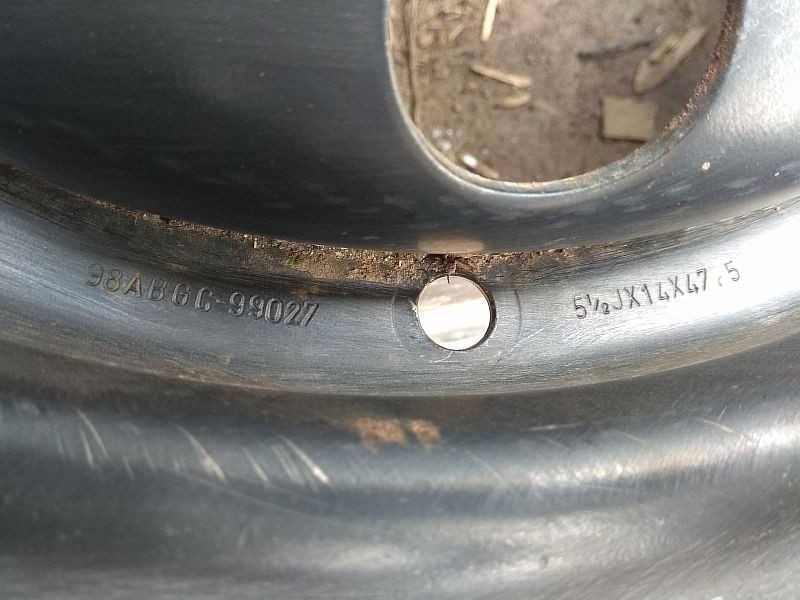 Продам оригинальные металлические диски на Ford