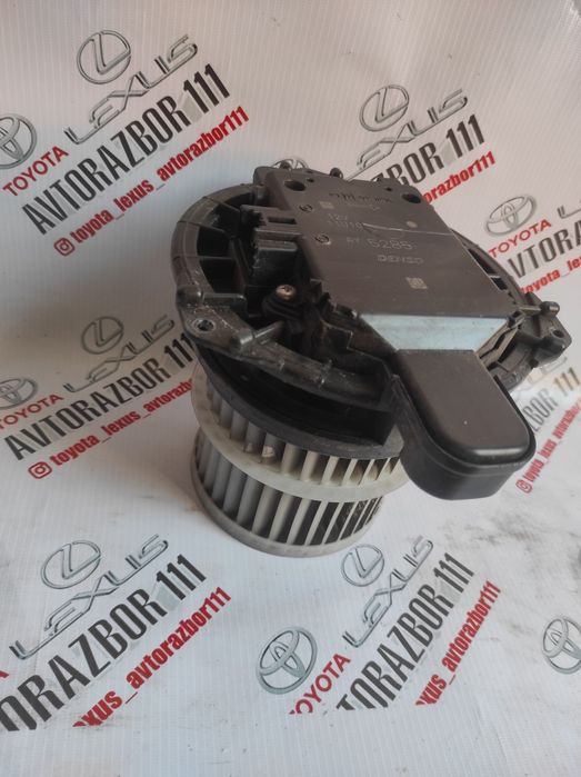 Моторчик печки Camry70 usa