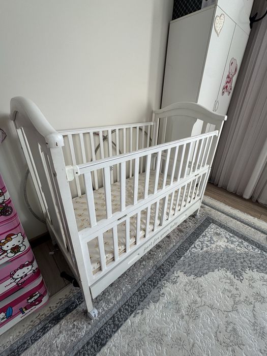 Детская кровать, в хорошем состоянии.