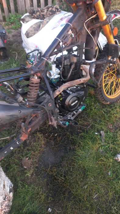 Продам мотоцикл эндуро