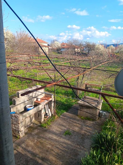 Продавам къща в село Тъжа