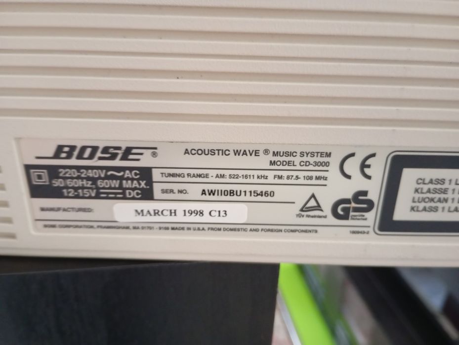 Vând Bose Acustic wave music system