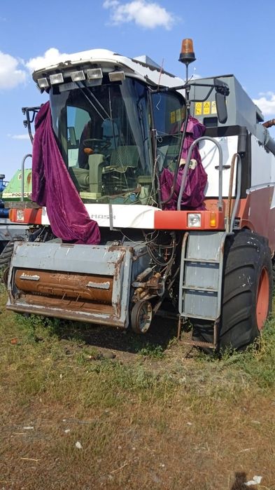 Продам комбайн ACROS 530