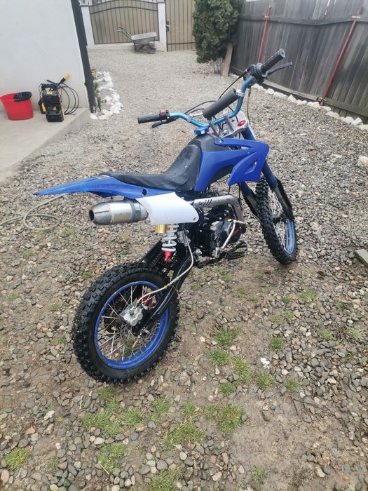Vând motor 155 cc