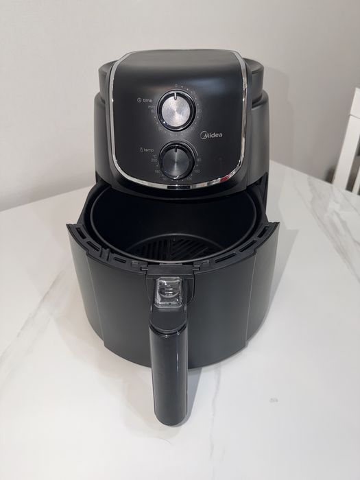Аэрогриль Midea MF-TN40D2