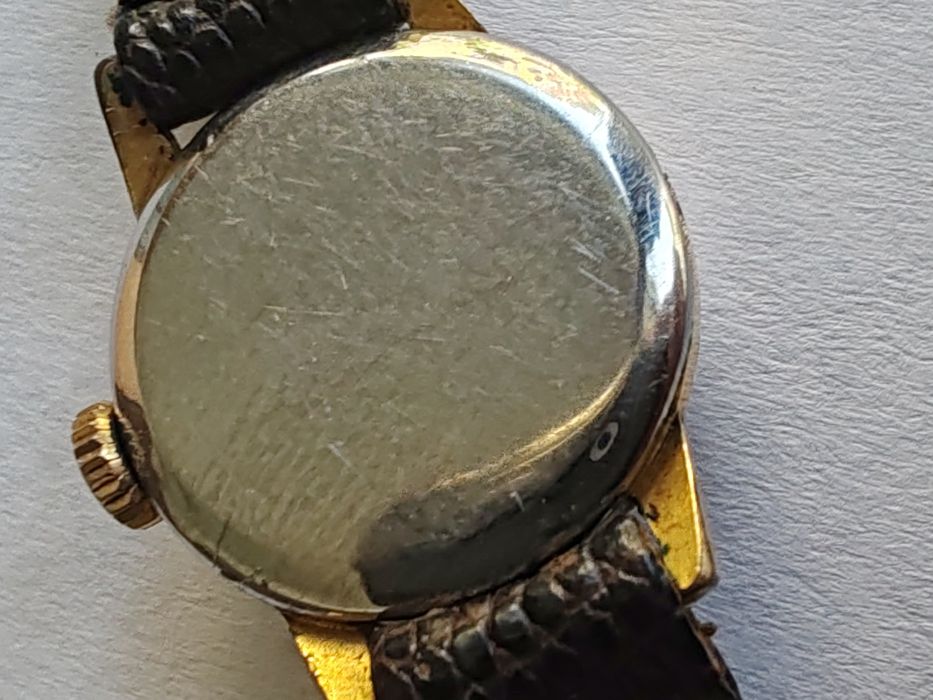 Ceas Desta Mecanic Placat cu aur Dama 19,5 mm Funcționează excelent!