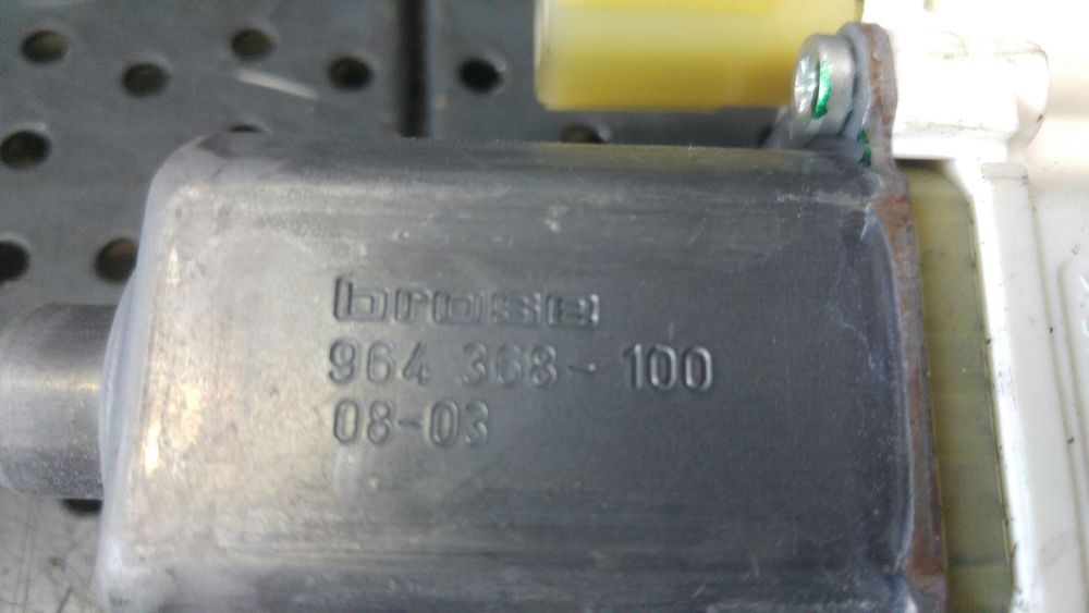 Motoras macara dreapta spate fiat freemont 345 964368100 0130822474