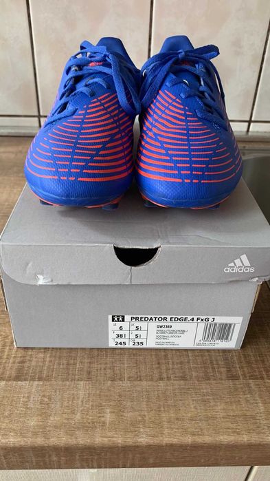 Ghete fotbal Adidas Predator - EDGE.4 FxG J - 38 2/3