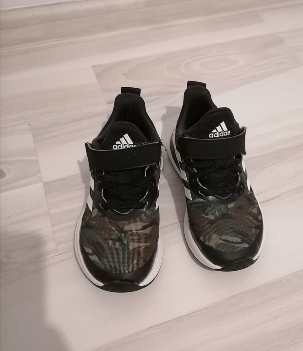 Adidasi Adidas copii
