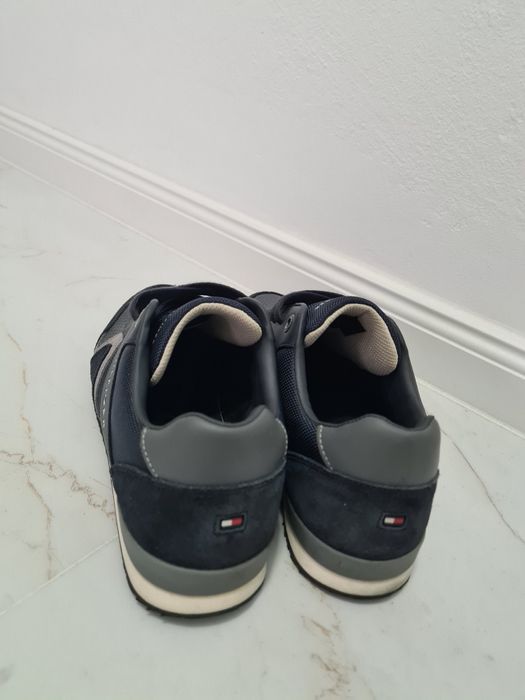 Sneakerşi Tommy Hilfiger