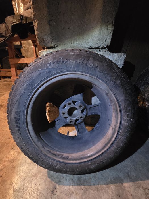 Продам диски с резиной