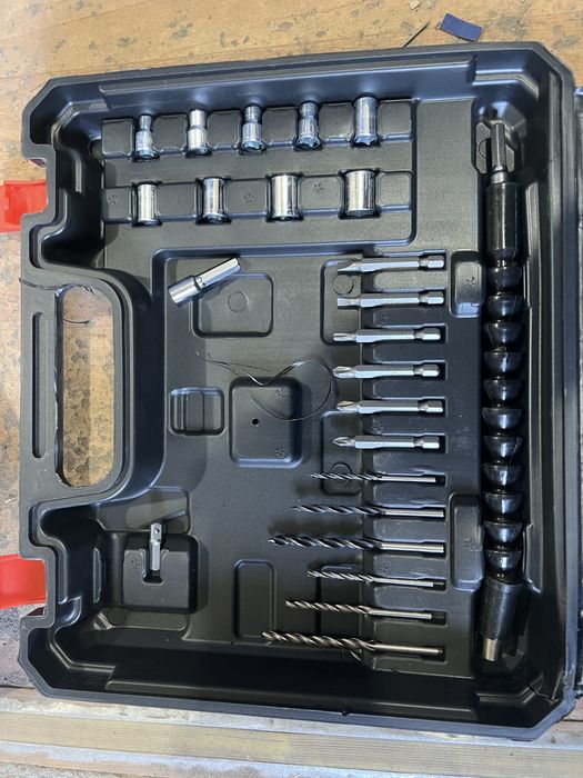 Мощный Шуруповерт Makita 24B+Набор 24шт+2батареи